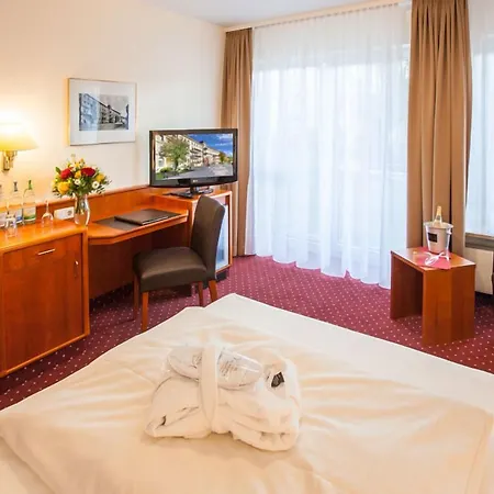 Kaiserhof Victoria Hotel 4*