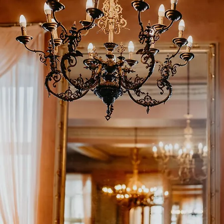 Kaiserhof Victoria מלון 4*