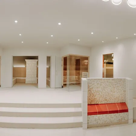 Kaiserhof Victoria Hotel 4*
