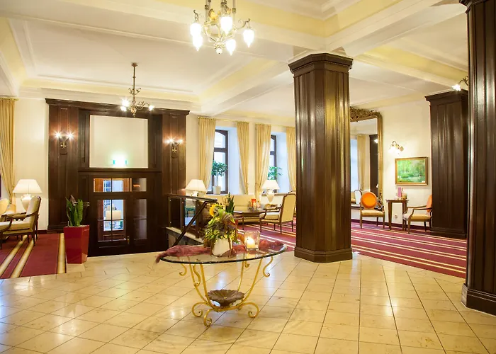 מלון Kaiserhof Victoria 4*