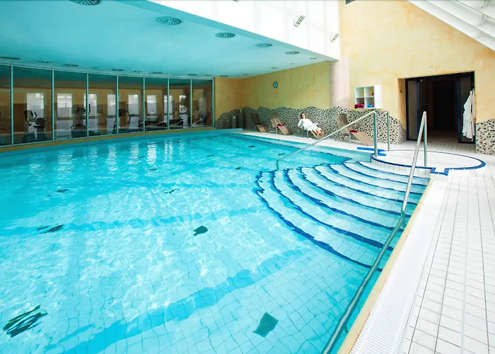 Kaiserhof Victoria מלון 4*