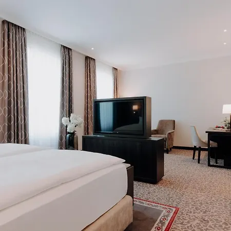 Отель Kaiserhof Victoria