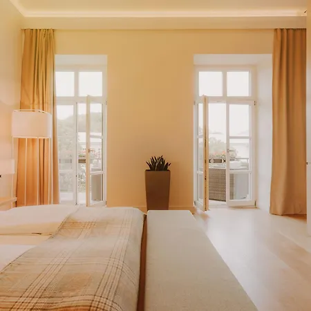 Kaiserhof Victoria Hotel 4*