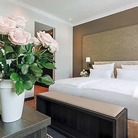 Otel Kaiserhof Victoria 4*