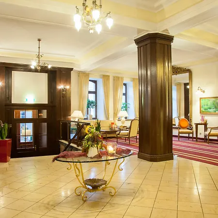 Hotel Kaiserhof Victoria 4*