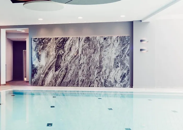Hotel Kaiserhof Victoria 4*